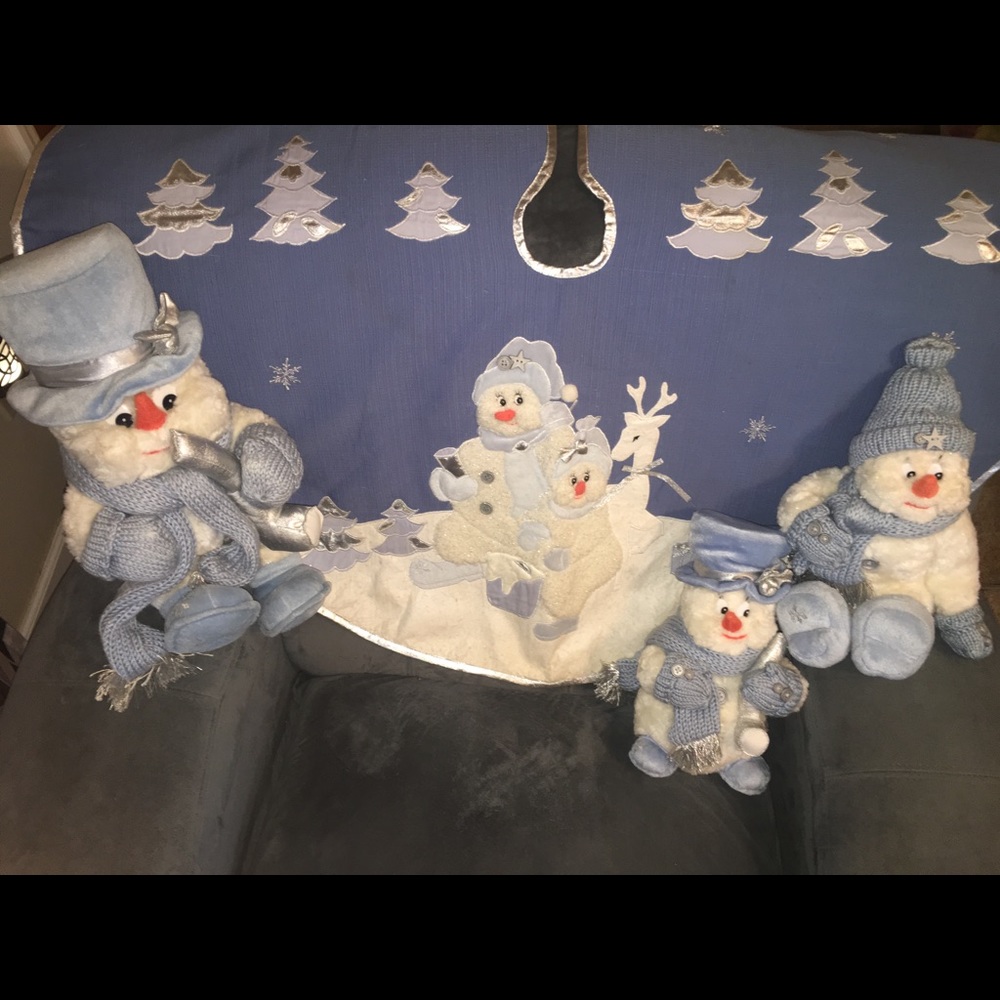 Snow Buddies “The Petting Zoo”